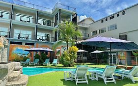 Palau Central Hotel